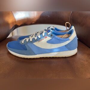 Diesel Men's 'Pass On' Sneakers size 10.5 43.5 Blue and White